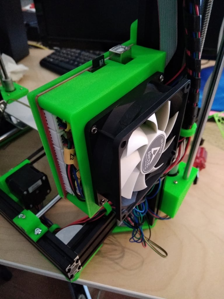 Anet AM8 mainboard mount with 80mm fan