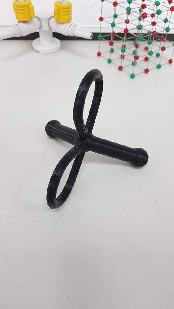 V-shaped/bent molecular model