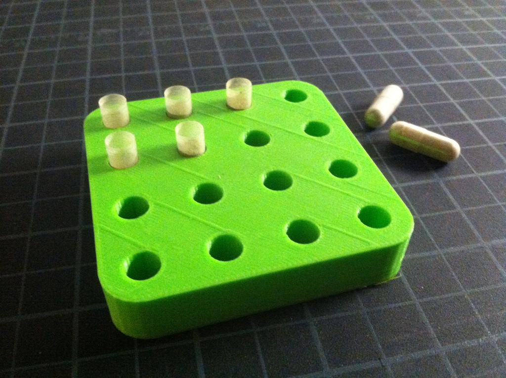 Pill capsule holder for homemade vitamins
