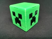 STL file Switch Game Cartridge Holder Minecraft Grass Block