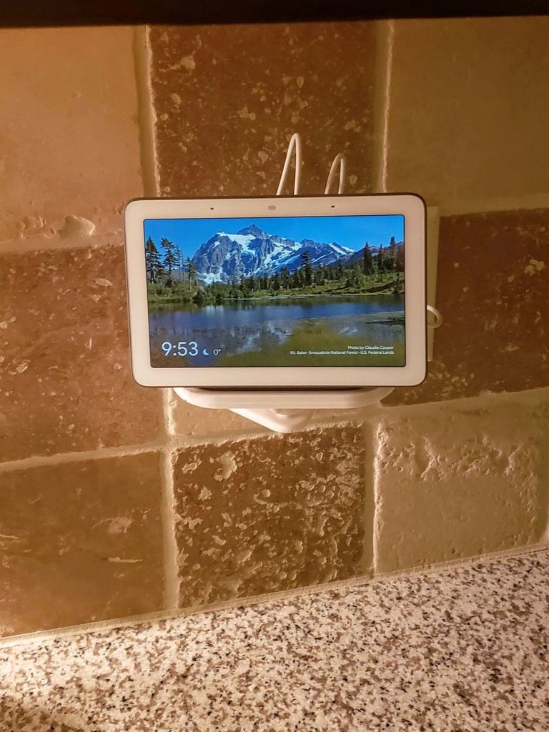 Google Home Hub Outlet Cover Mount