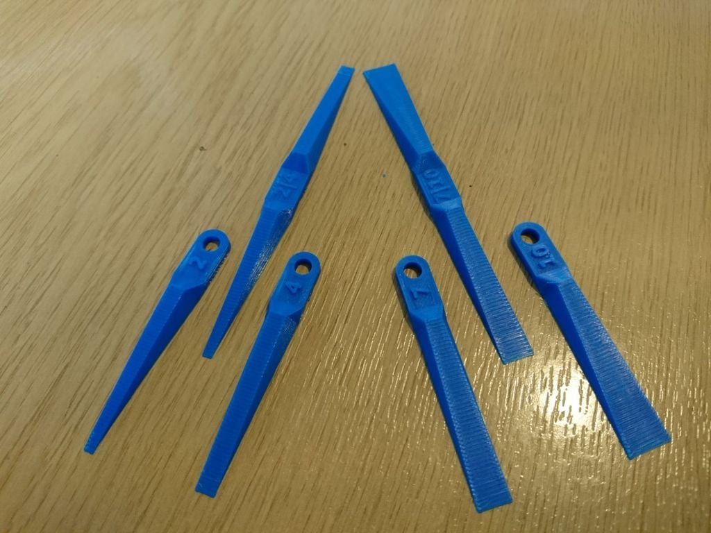 Pasting Sticks for Miniature Models