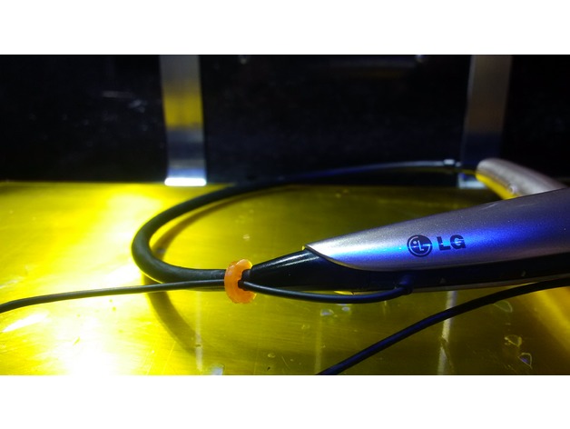 LG Tone wireless cable clip