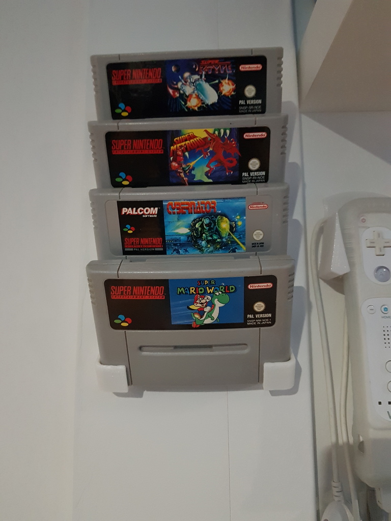 SNES Game holder (Super Nintendo)