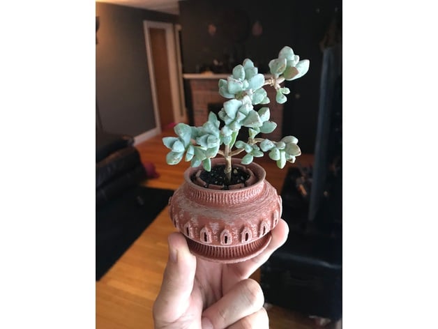 P15 Vented And Drained Succulent Planter