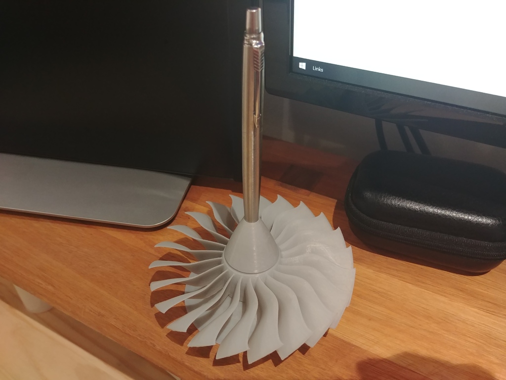 Spinning Jet Engine Fan Pen Holder