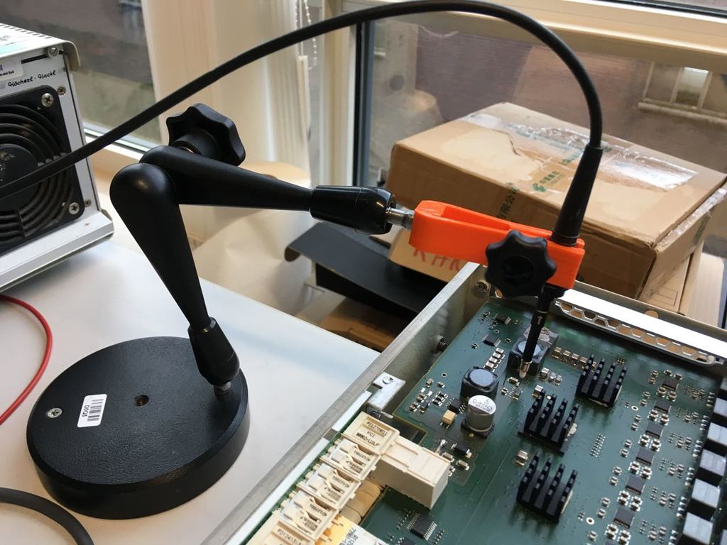 Oscilloscope probe holder