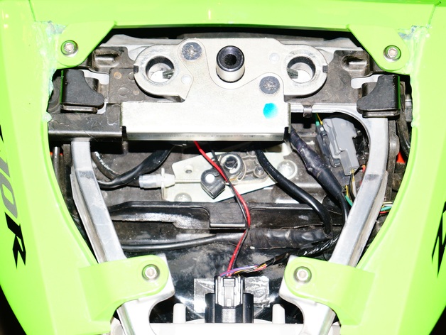 2008 ZX10R toolbox under rear seat cover