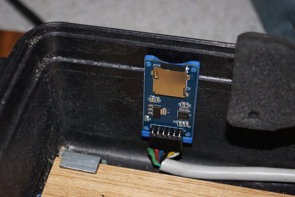 micro SD reader mount