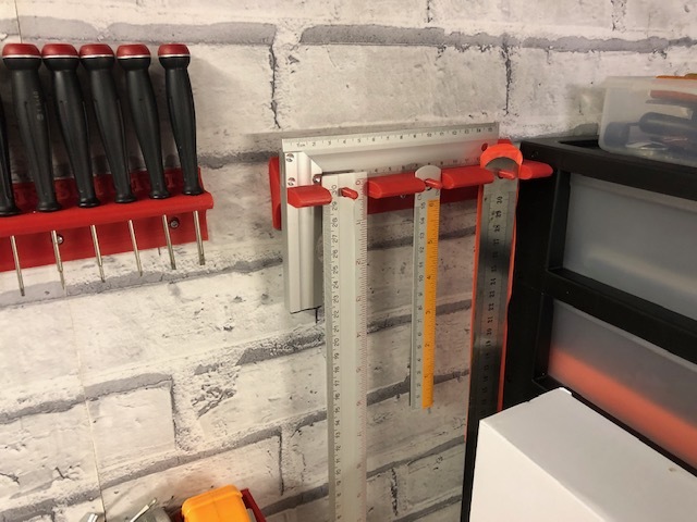 Ruler and square wall mount