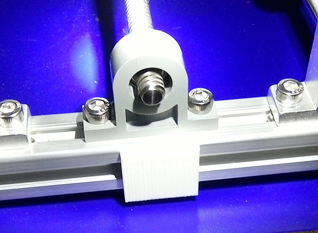 Clip/foot for CNC 20mm section frame