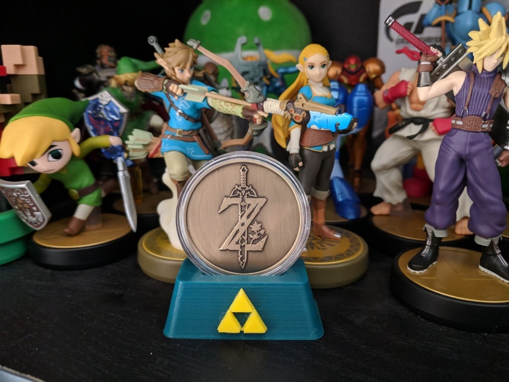 Zelda BOTW Coin Triforce Stand