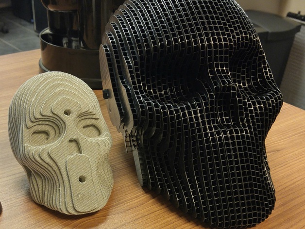 Plastic Corrugated Skull