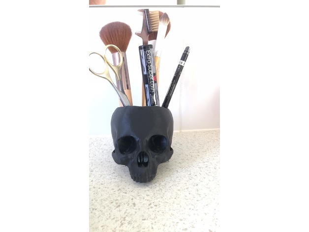 Skull makeup stand