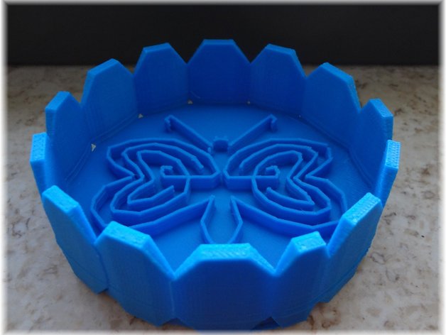 Tray design with a labyrinthine heart butterfly within