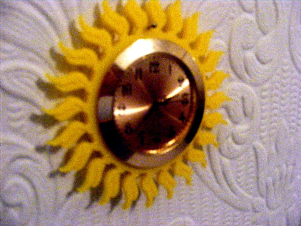 sun wall clock