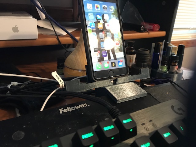 Wired Charger Stand For Iphone 6+, 7+ or 8 + w/case (slots to edge of Fellowes keyboard stand)