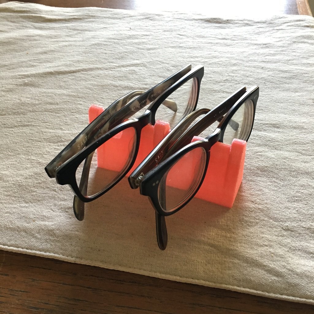 2-slot glasses rack