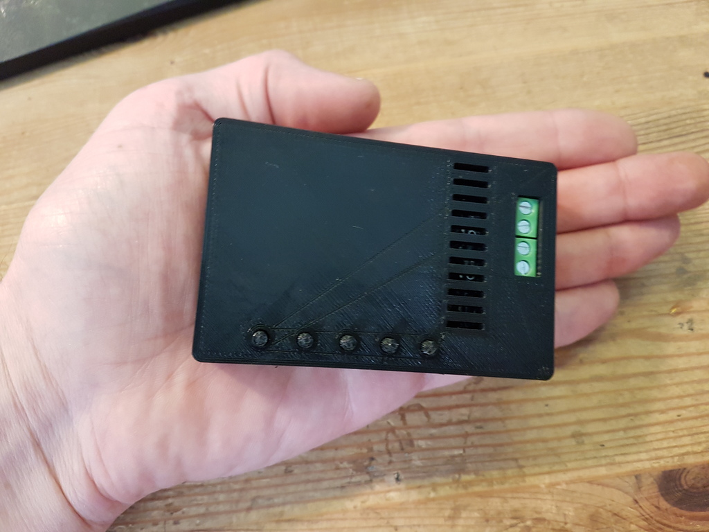 8 ~ 24V Small portable Bluetooth amplifier casing TDA7492 -- 8 ~ 24V Kleines portables Bluetooth Verstärker TDA7492 Gehäuse