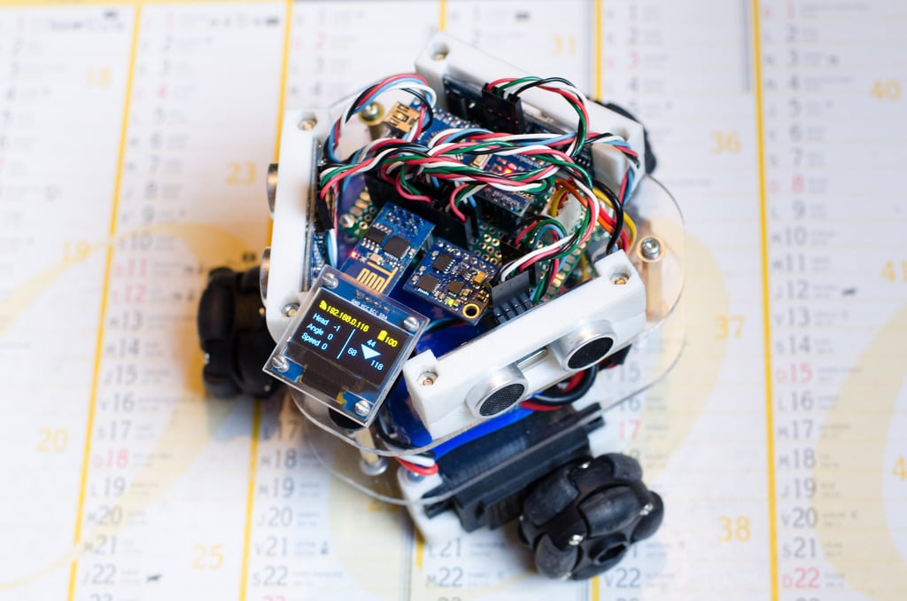 W3W-Bot , a Wifi 3-wheeled robot