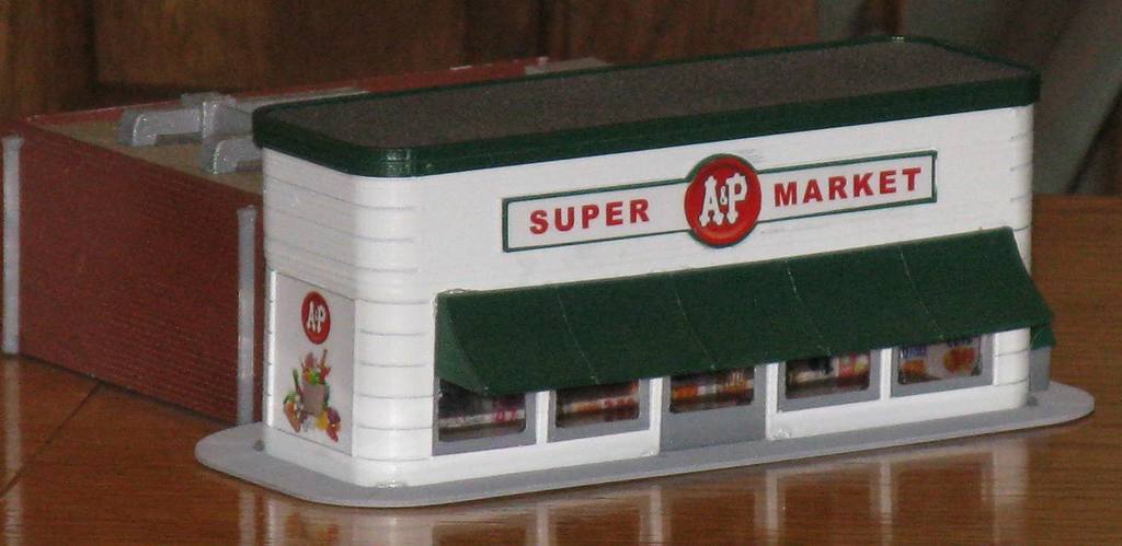 HO Scale Grocery Store