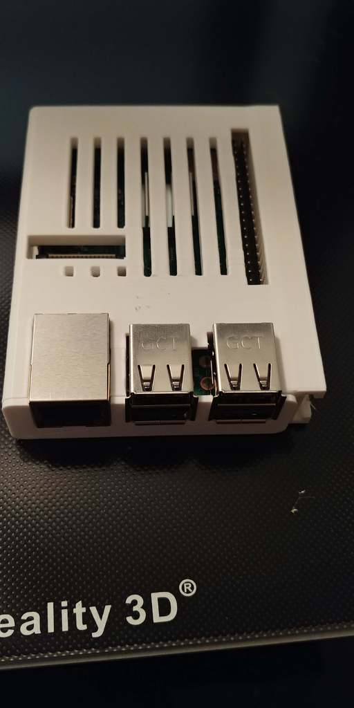 Ender 3 Raspberry Pi case with fixed heatsink