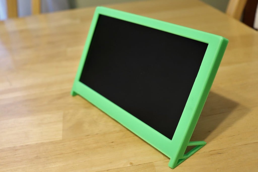 Raspberry Pi 7" LCD case for DPI