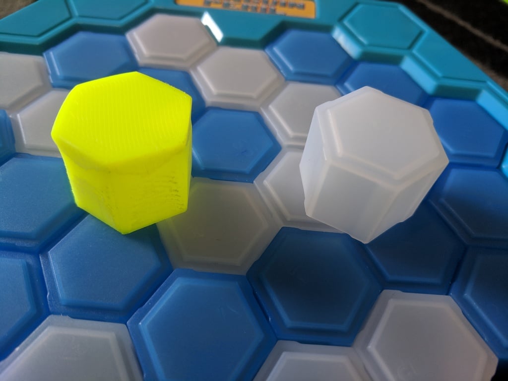 Hexagonal block game piece