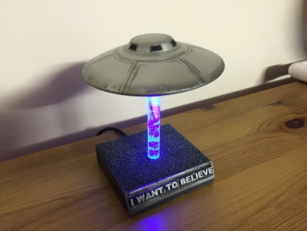 USB powered LED UFO Desk Display Light - I Want To Believe