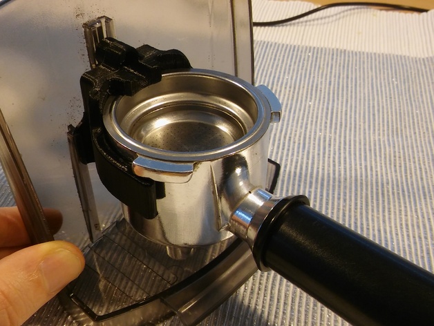 Coffee mill adapter for filter basket for espresso (Mahlkönig and DeLonghi)