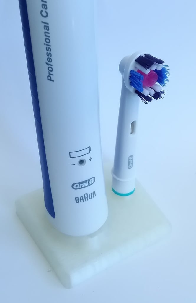 Oral-B Braun toothbrush + 1 head stand