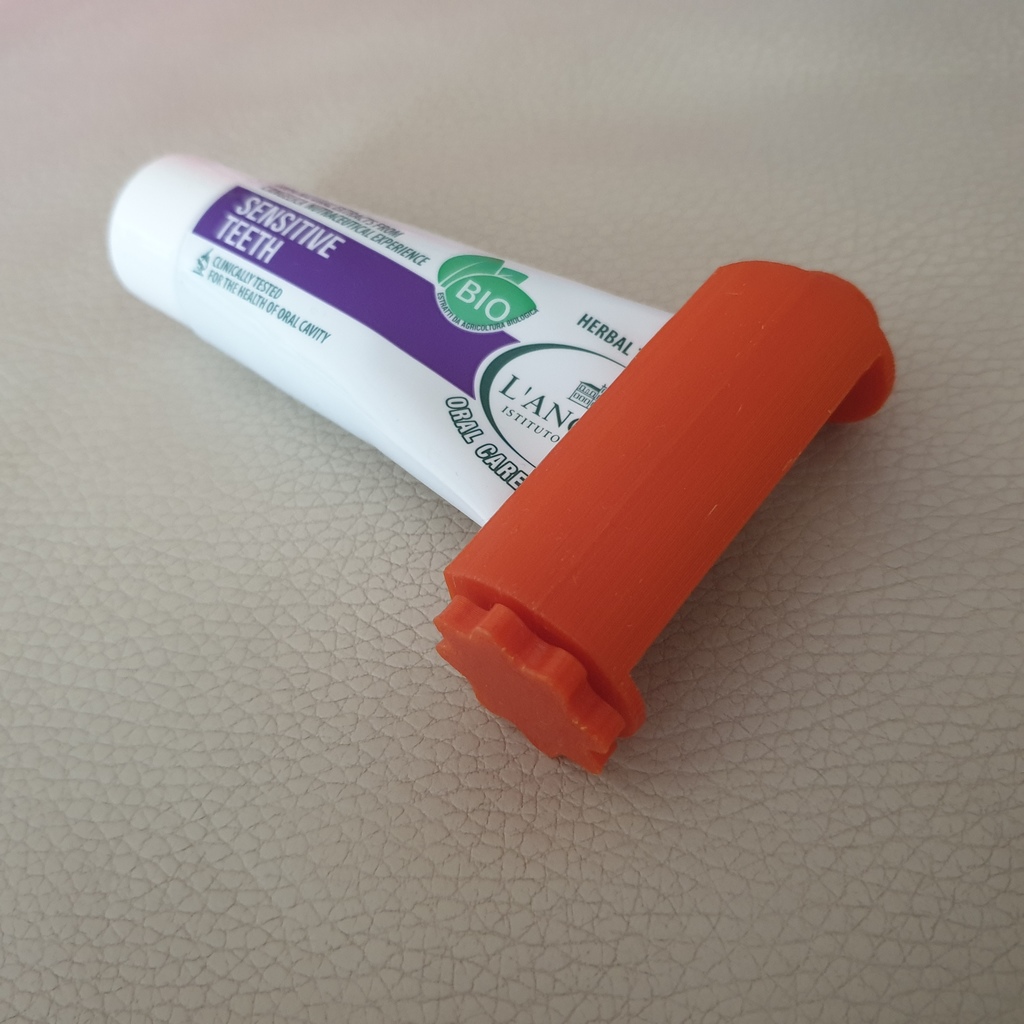 Minimalistic Toothpaste Tube Squeezer 