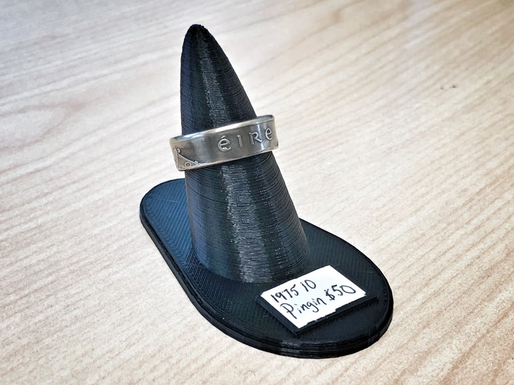 Ring/Jewelry display holder with label