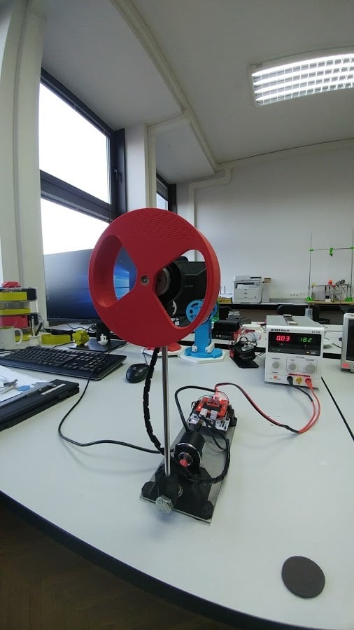 Inverted Inertia Wheel Pendulum - Control algorithm testing setup