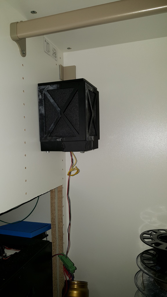 Active coal filter holder for 120mm computer fan