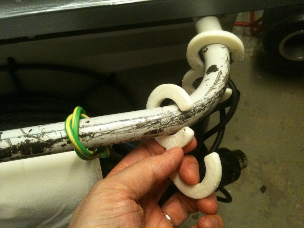 Universal Hook