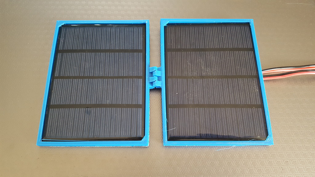 Cover Mini panel solar cargador de pila pequeña 1.5 W 12 V 