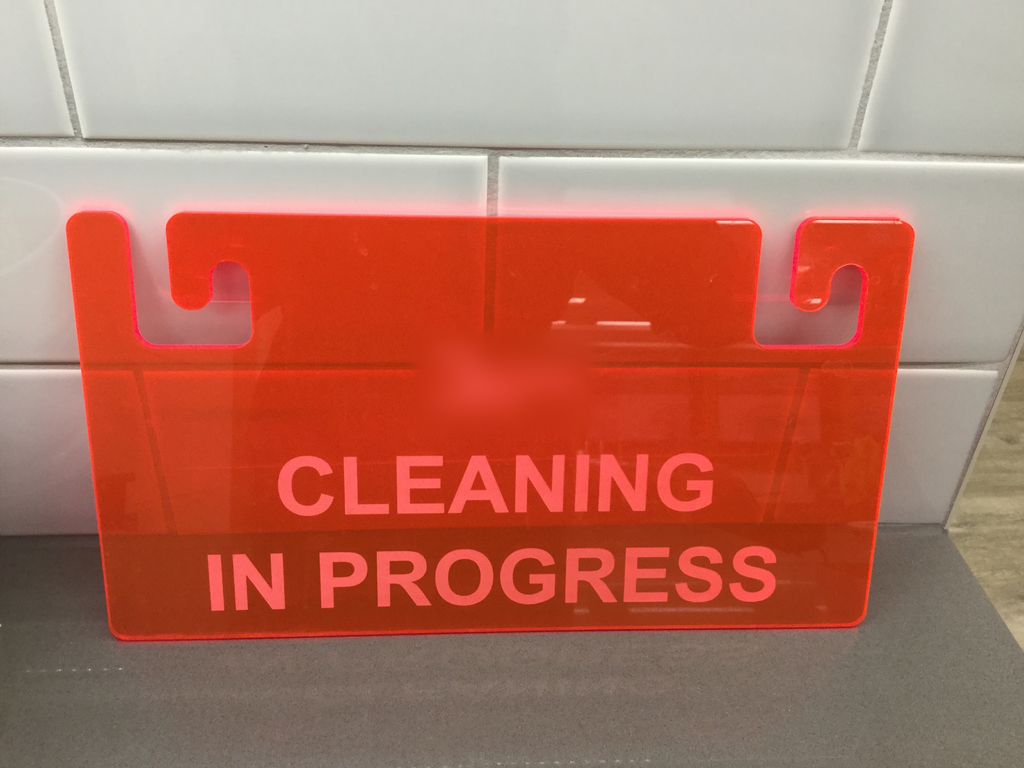 Dishwasher sign "cleaning in progress"