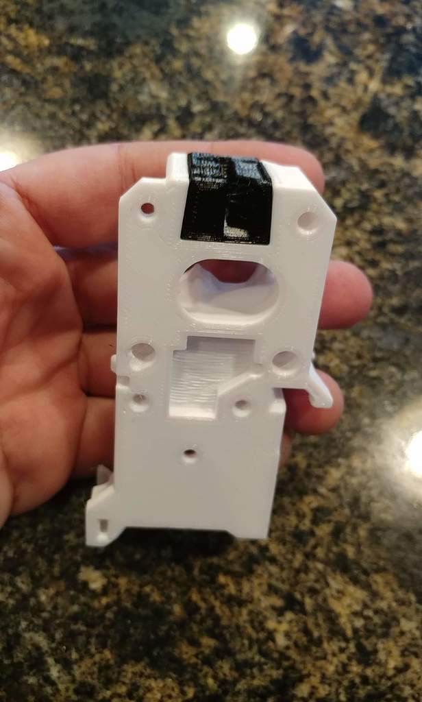 Bear extruder body with separate sensor insert