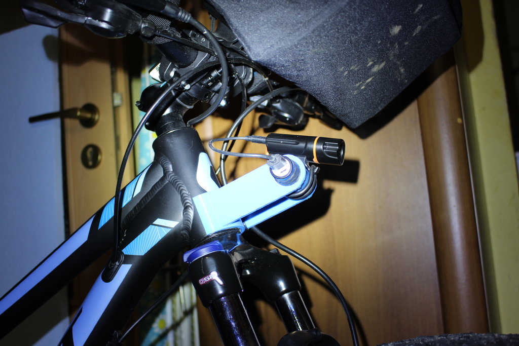 Bike additional accessory holder (light mount)