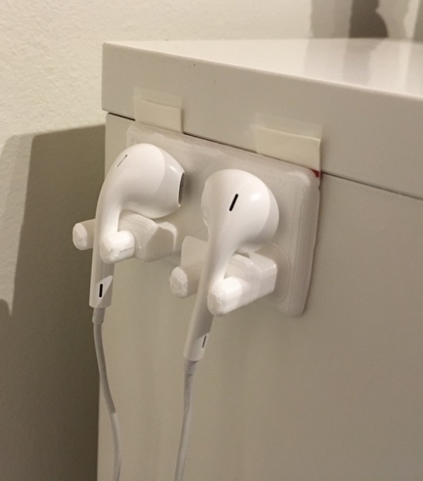 Apple earpod hanger