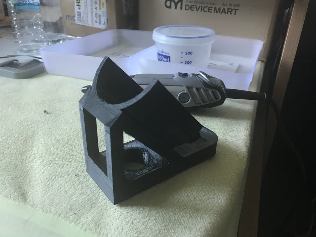 Simplified dremel stand