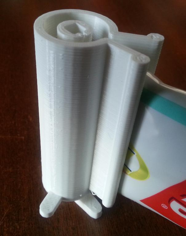 Toothpaste tube roll up