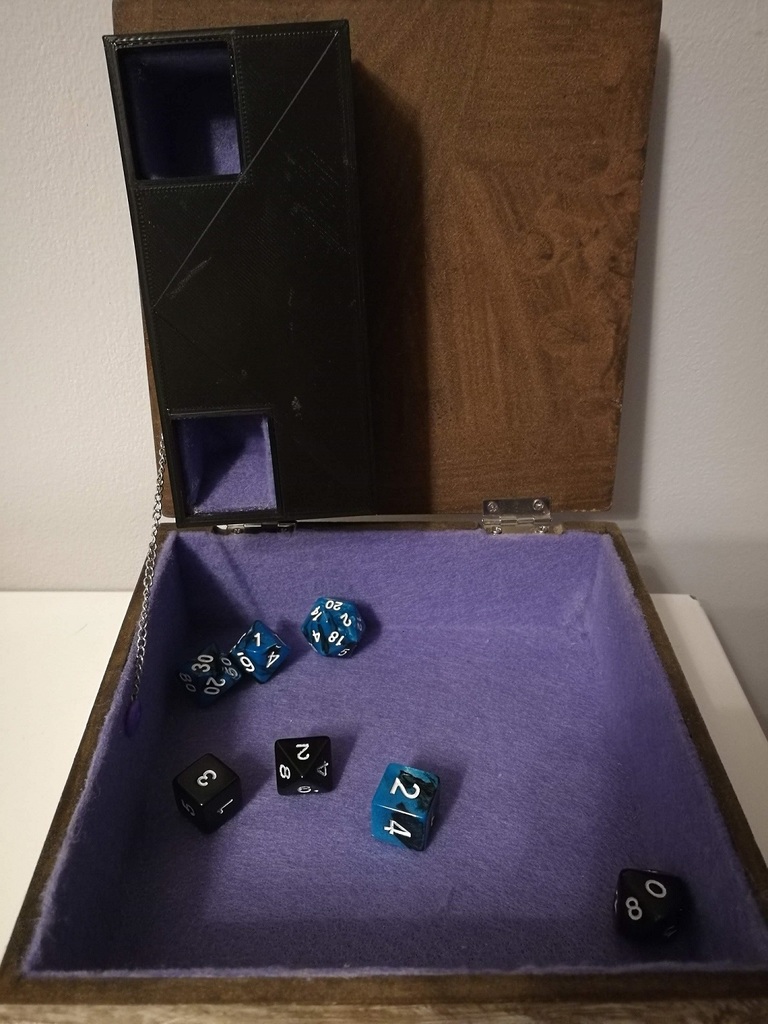 Compact Dice tower (can be embeded in a box or decorated with stickers)