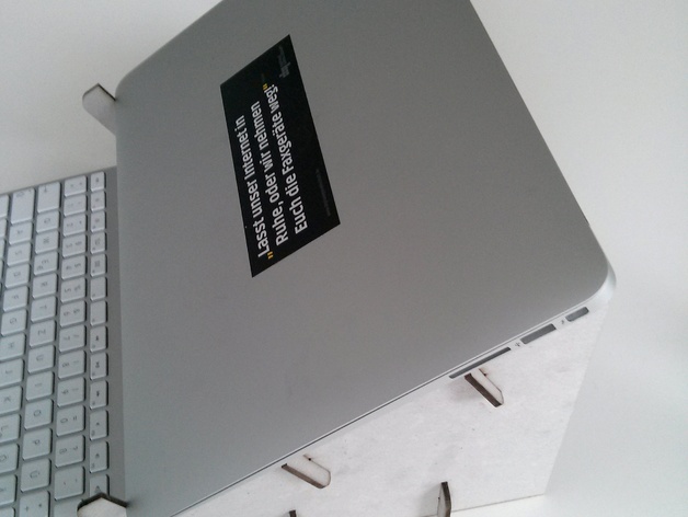 Cardboard Macbook Air Stand