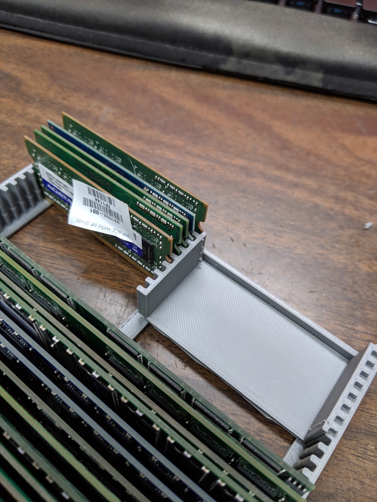 Laptop RAM adapter for Desktop RAM Stand 