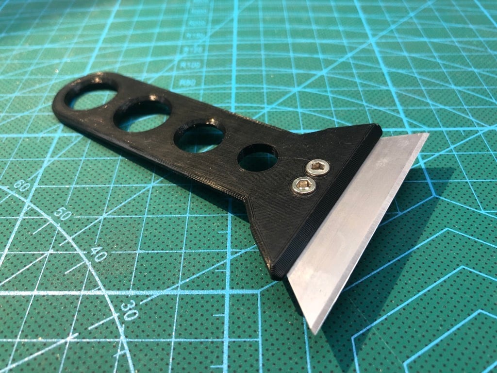 Utility knife blade paint scraper / Stanley type blade holder /