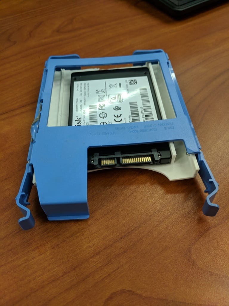 Dell 2.5 to 3.5 drive caddy adapter