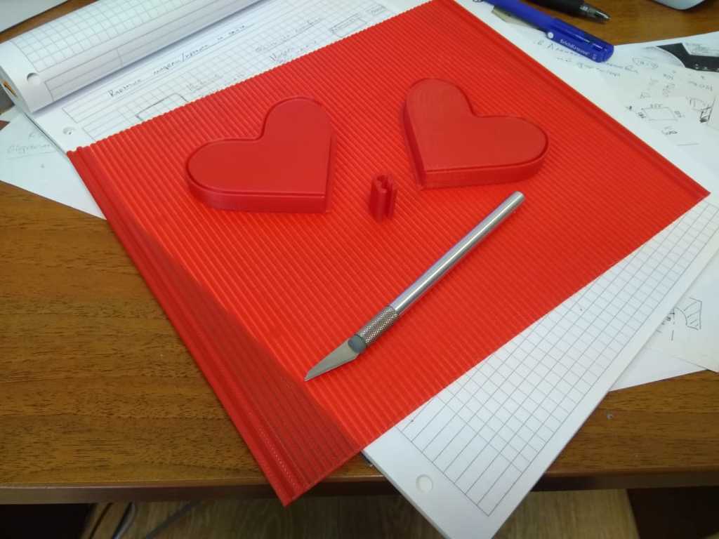Heart shape pencil case