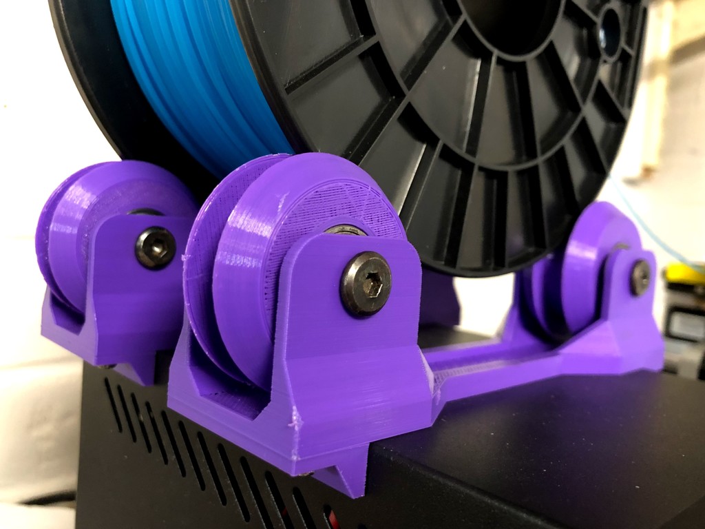 CR10 spool holder (recycle rollerblade components)